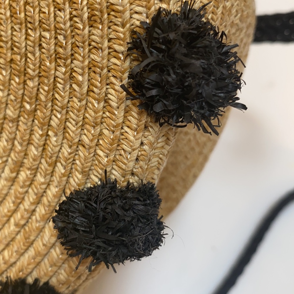 Stella&Dot crossbody Straw Pom Pom bag - Picture 8 of 8